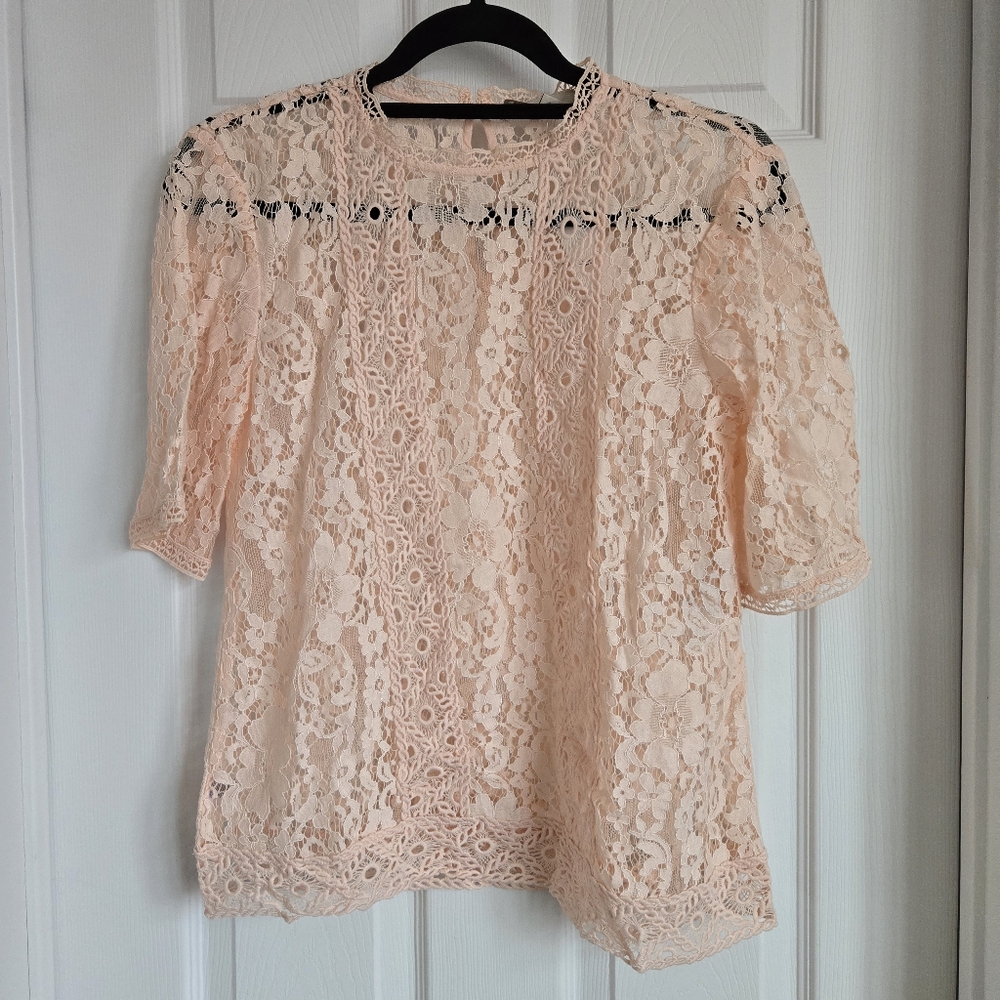 Loft Lace Crochet T-shirt in size xs